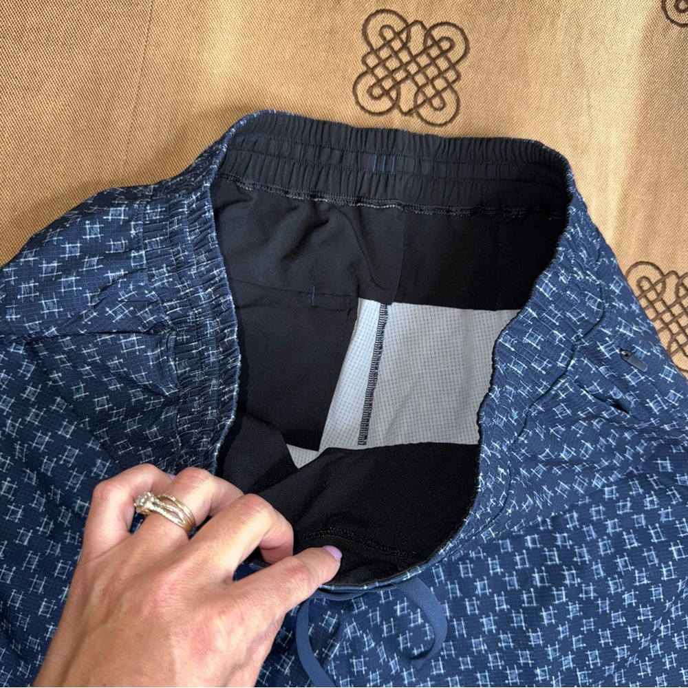 Lululemon Men'S Bowline Short Ikat Check White Tue Navy Size L - Picture 9 of 16